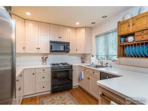 5240 Holmes Pl, Boulder, CO 80303 photo 5