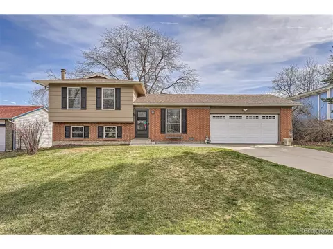 15390 E Iowa Pl, Aurora, CO 80017