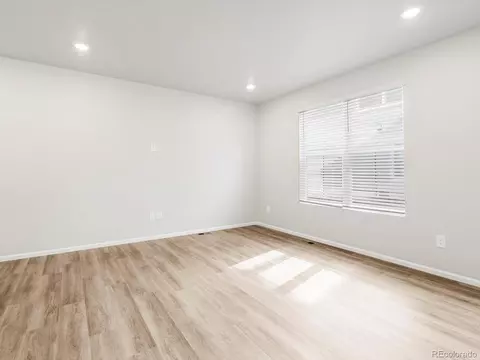 22435 E 7th Pl, Aurora, CO 80018 photo 12