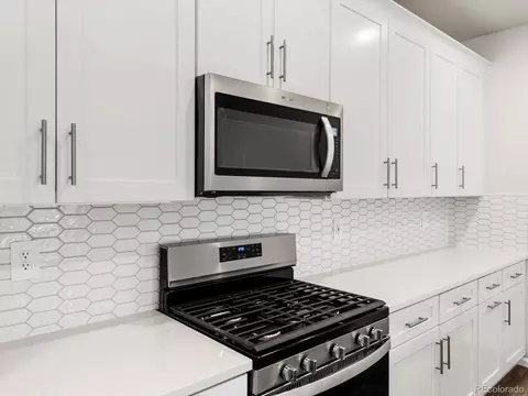 22435 E 7th Pl, Aurora, CO 80018 photo 17