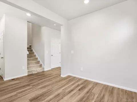 22435 E 7th Pl, Aurora, CO 80018 photo 6