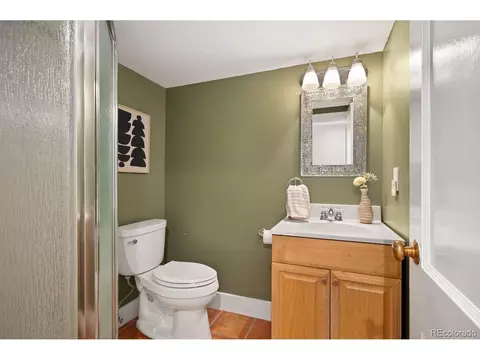 Bath - 2230 N Cherry St, Denver, CO 80207 photo 3 of 3