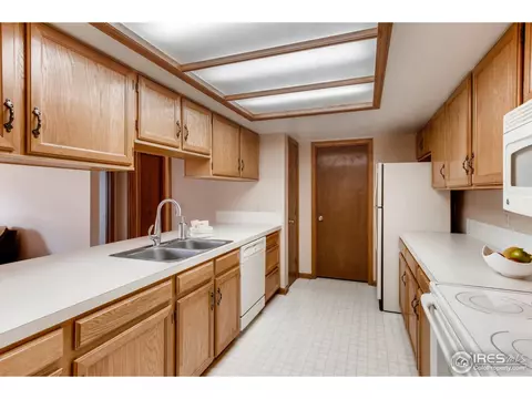 2235 E 129th Ave, Thornton, CO 80241 photo 5
