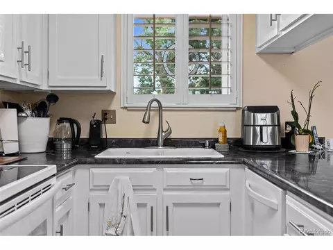 Kitchen - 8352 Dover Ct, Arvada, CO 80005 photo 4 of 4