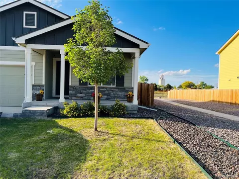 47341 Lily Ave, Bennett, CO 80102 photo 2