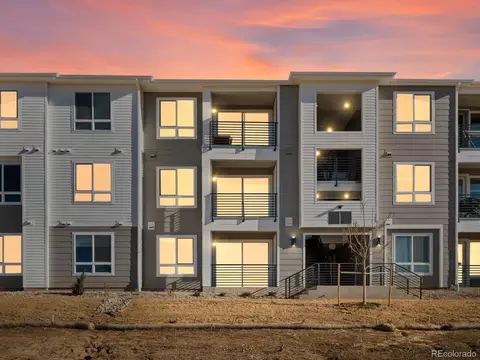6153 N Ceylon St #5-204, Denver, CO 80249