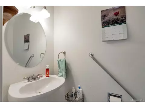 9207 E Mansfield Ave, Denver, CO 80237 photo 7