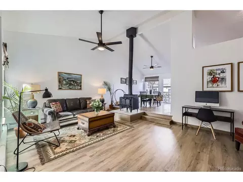 2923 W Bryant Cir, Littleton, CO 80120