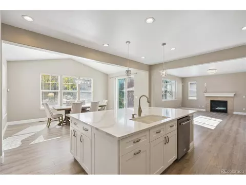 21530 E Union Pl, Aurora, CO 80015 photo 9