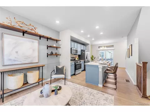 2861 S Fox Ct, Englewood, CO 80110