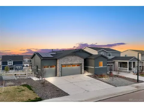 2315 Villageview Ln, Castle Rock, CO 80104