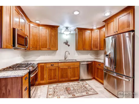 2088 Mead Dr, Boulder, CO 80301 photo 6
