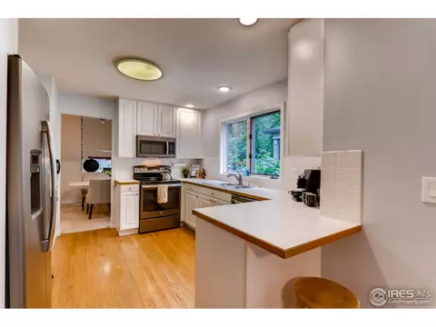 551 Pearl St, Boulder, CO 80302 photo 13
