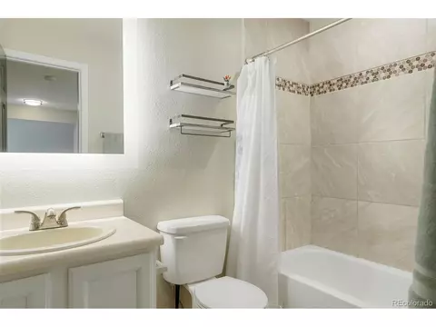 18748 E Whitaker Cir, Aurora, CO 80015 photo 24