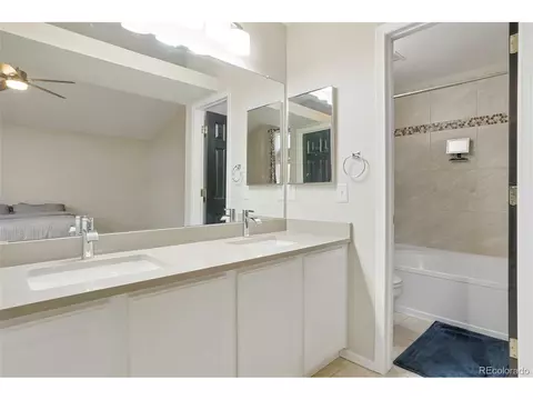 18748 E Whitaker Cir, Aurora, CO 80015 photo 22