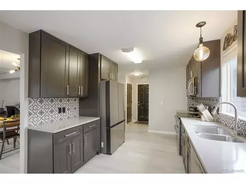 18748 E Whitaker Cir, Aurora, CO 80015 photo 14