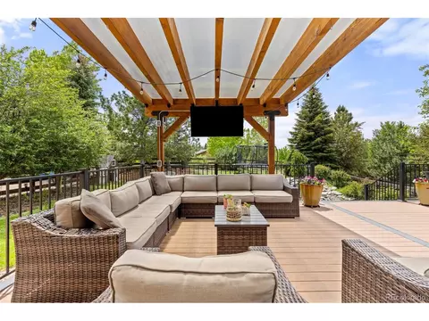 24702 E Ontario Dr, Aurora, CO 80016