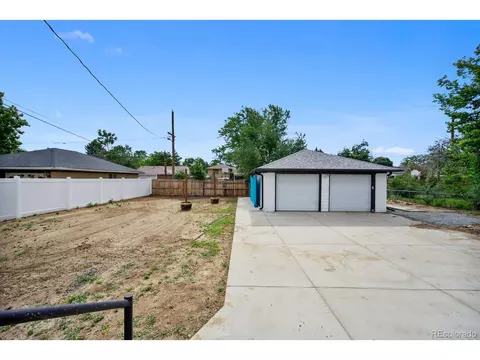 Undisclosed, Aurora, CO 80010 photo 22