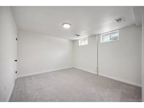 Undisclosed, Aurora, CO 80010 photo 15