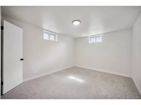 Undisclosed, Aurora, CO 80010 photo 13