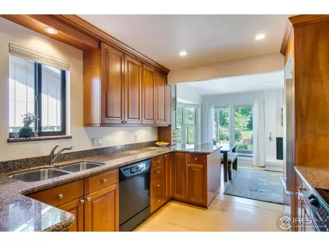 4864 Briar Ridge Ct, Boulder, CO 80301 photo 7