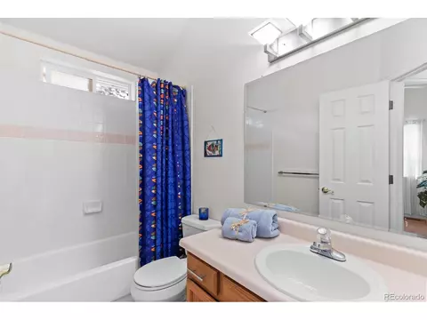 Bath - 4945 Tesla Cir, Boulder, CO 80301 photo 3 of 4