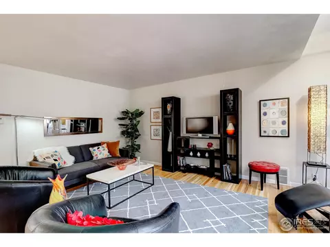 2058 Alpine Dr, Boulder, CO 80304 photo 4