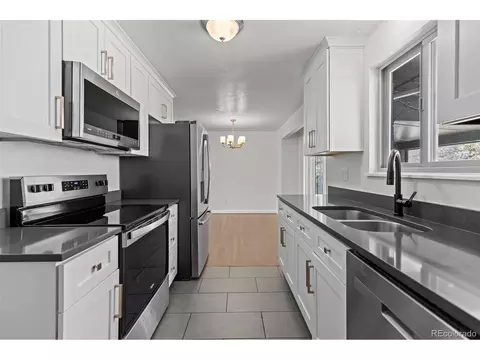 Kitchen - 12403 E Nevada Ave, Aurora, CO 80012 photo 2 of 4
