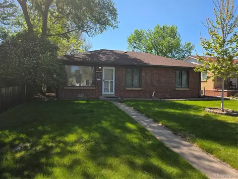 2285 Ironton St, Aurora, CO 80010