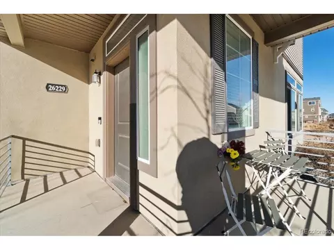 26229 E Maple Dr, Aurora, CO 80018 photo 4