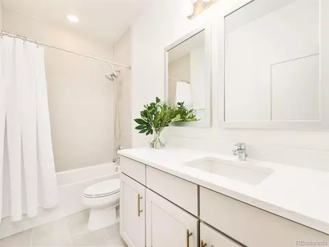 9825 E 63rd Ave, Denver, CO 80238 photo 26