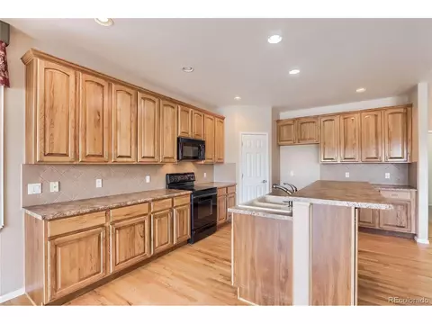 23515 E Phillips Pl, Aurora, CO 80016 photo 11