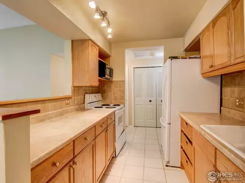 8431 Everett Way #D, Arvada, CO 80005 photo 11