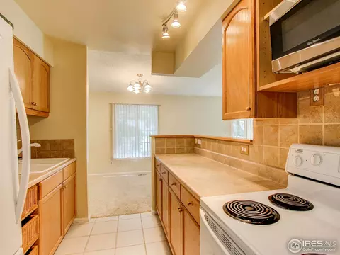 8431 Everett Way #D, Arvada, CO 80005 photo 9