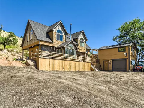 220 Wark Ave, Berthoud, CO 80513 photo 4