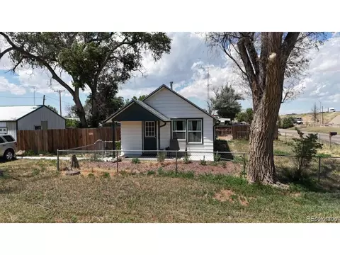 495 Birch St, Deer Trail, CO 80105