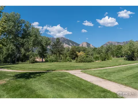 3590 Smuggler Cir, Boulder, CO 80305 photo 21