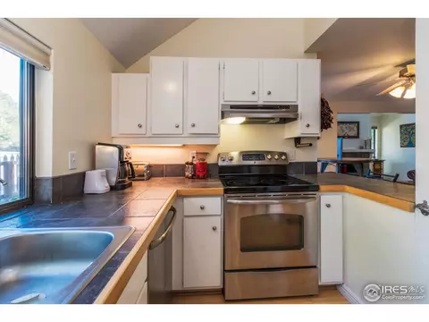 3590 Smuggler Cir, Boulder, CO 80305 photo 8