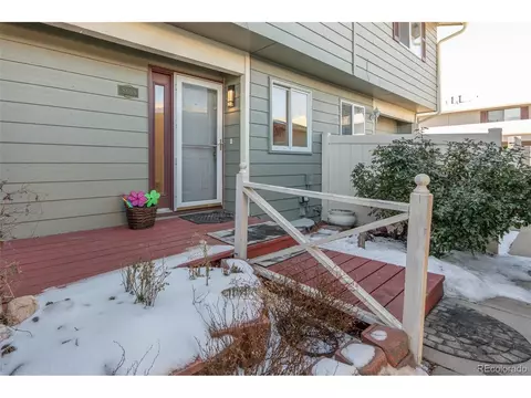 8668 Carr Loop, Arvada, CO 80005 photo 2