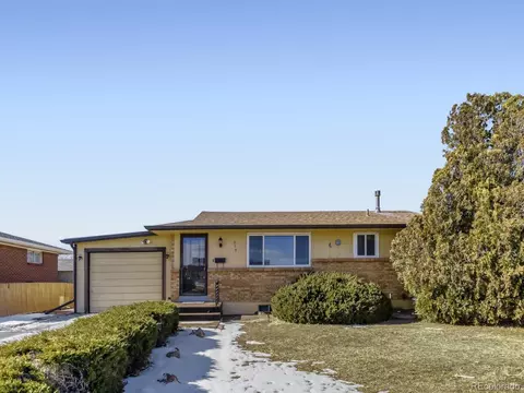 359 N 16th Ave, Brighton, CO 80601