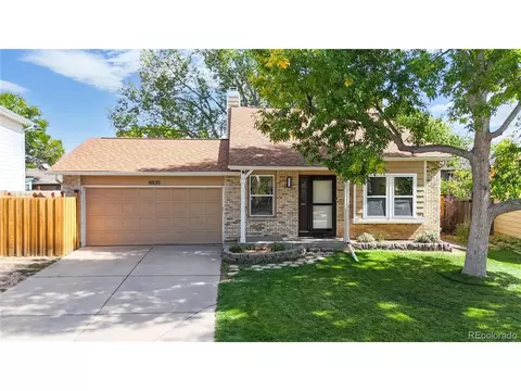 8835 W Teton Cir, Littleton, CO 80128