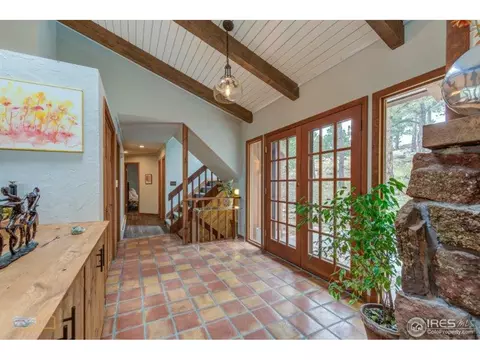 27 Hawk Ln, Boulder, CO 80304 photo 3