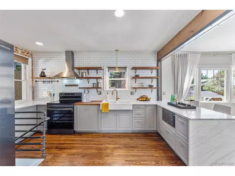 2580 Cherry St, Denver, CO 80207 photo 17