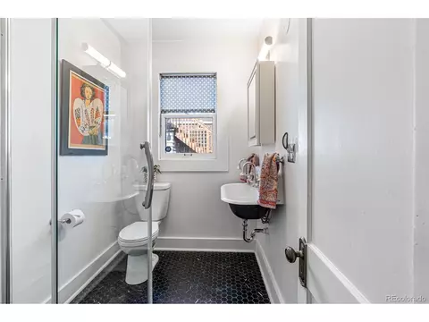 2580 Cherry St, Denver, CO 80207 photo 25