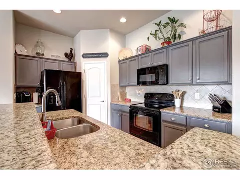 2085 Cape Hatteras Dr, Windsor, CO 80550 photo 9