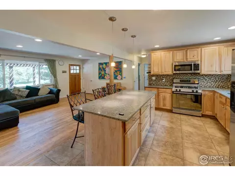 2810 Carnegie Dr, Boulder, CO 80305 photo 4