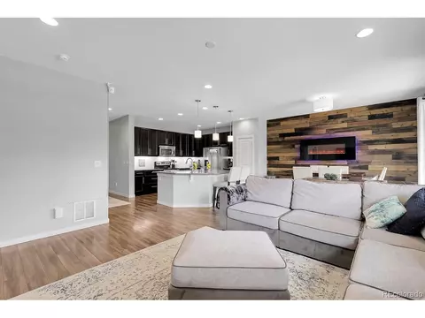 19210 E Pacific Pl, Aurora, CO 80013 photo 6