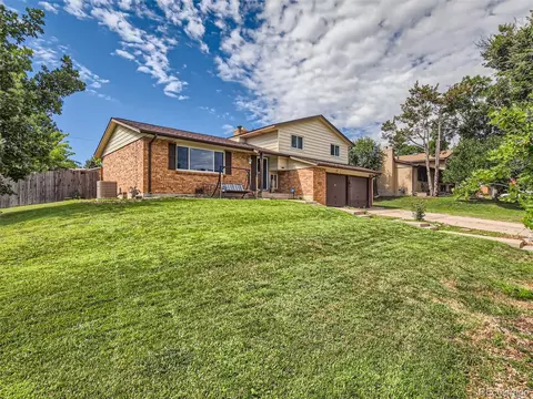 15194 E 12th Ave, Aurora, CO 80011 photo 2