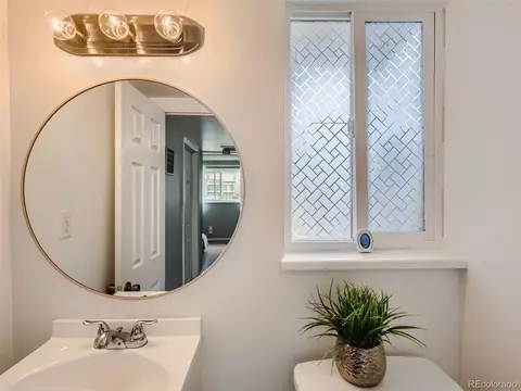 15194 E 12th Ave, Aurora, CO 80011 photo 20