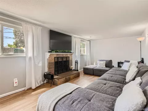 15194 E 12th Ave, Aurora, CO 80011 photo 9